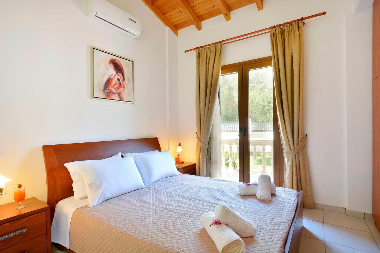 La Casa Del Sole Villa Halikúnasz Kültér fotó